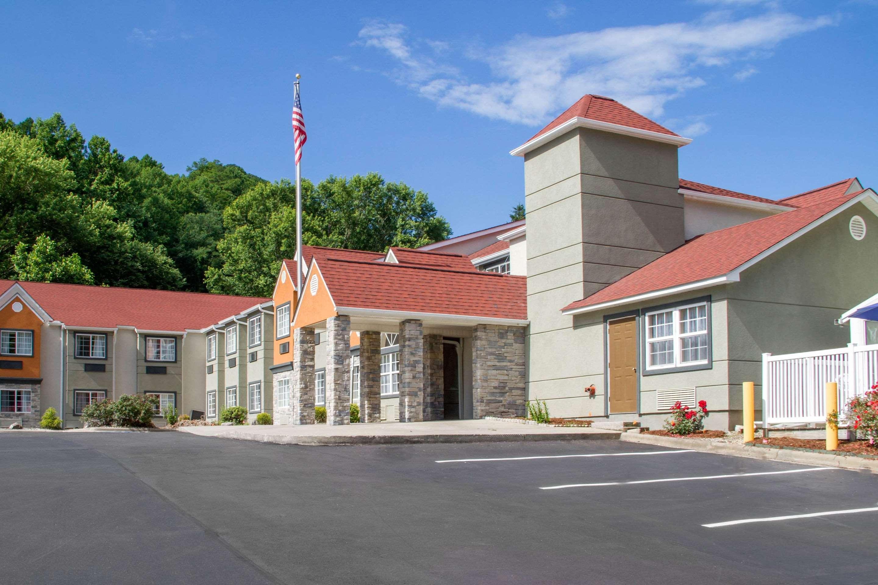 Quality Inn & Suites Maggie Valley - Cherokee Area Екстер'єр фото